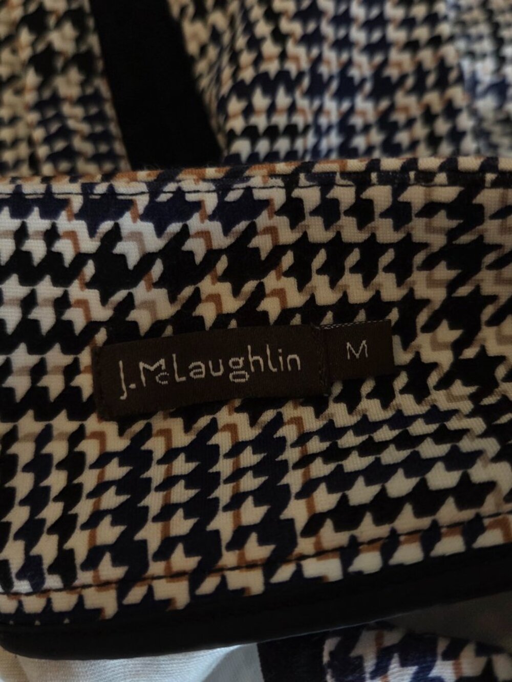 J. McLaughlin Ponte Houndstooth Aspen Glenn Dress Size M Bedford Midi Longsleeve - Picture 11 of 11